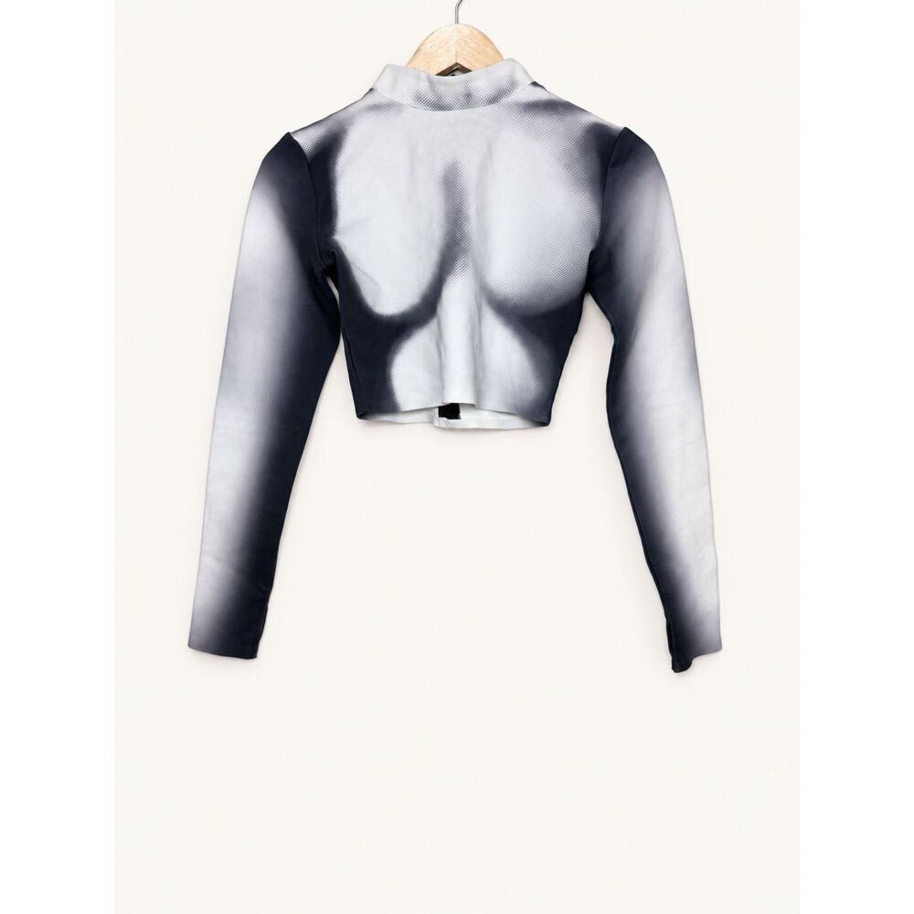 LUXE TO KILL Cropped Body Heat Top Gradient Sleeves Y2K Cyber